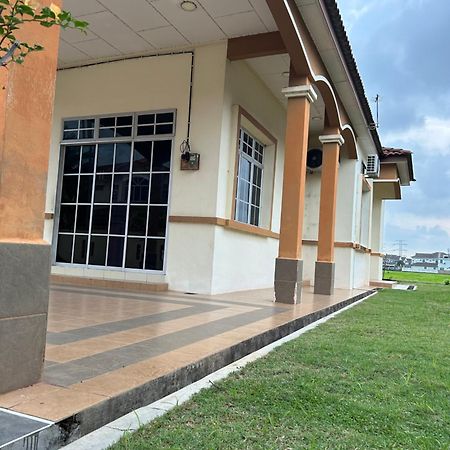 Kembara Homestay Alor Setar Esterno foto